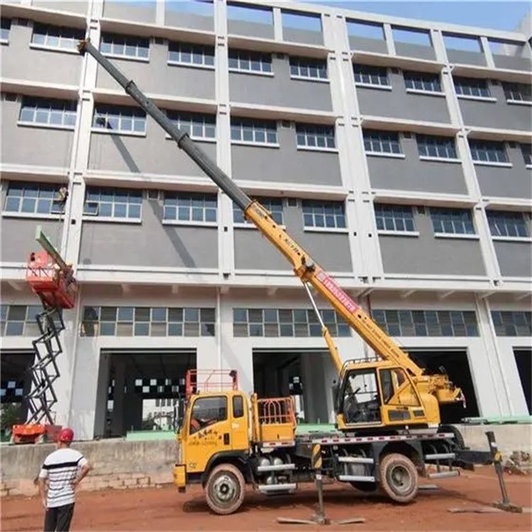 大厂高楼层玻璃吊装